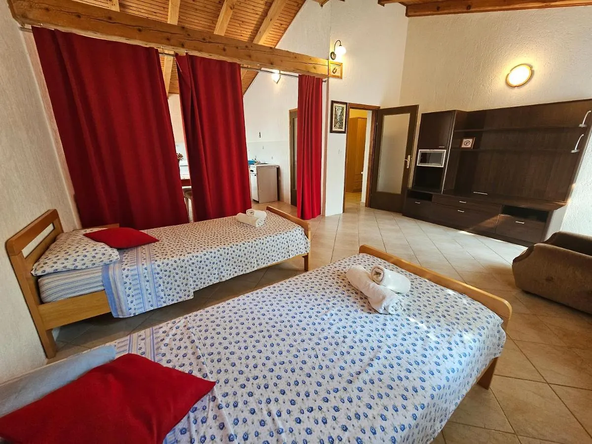 Studio And Room Agroturist Rovinj Apartment